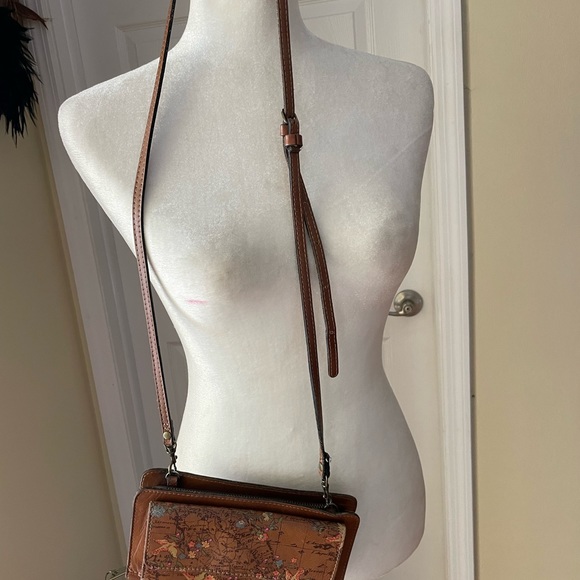 Patricia Nash Bags Patricia Nash Azario Leather Crossbody Organizer Wallet Map Designed